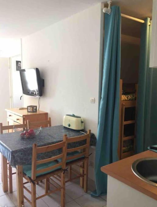 Coquet T2, Quartier Des Quilles, Climatise, 300M Des Plages 塞特港 外观 照片